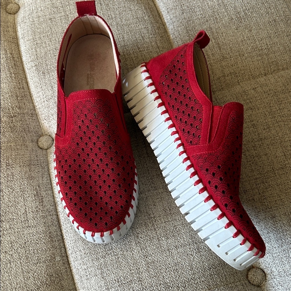LLSE JAKOBSON DEEP RED SLIP ON PLATFORM TULIP CASUAL SNEAKERS SZ 39